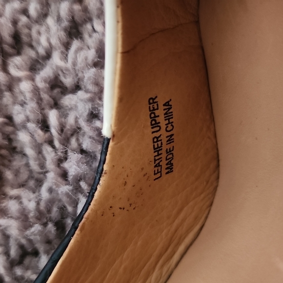 L.A.M.B. black/white suede & leather pumps-6.5 - Picture 12 of 14